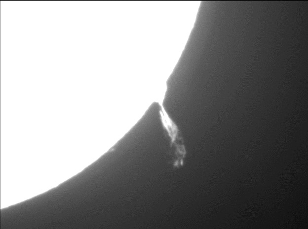 Prominence on 05/15/2005